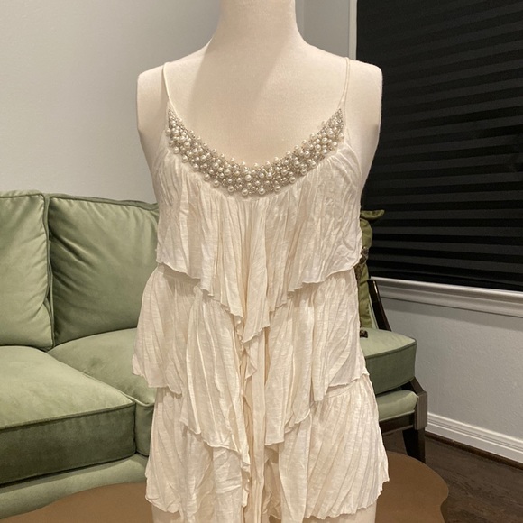 White spaghetti strap Pearl blouse - Picture 1 of 4